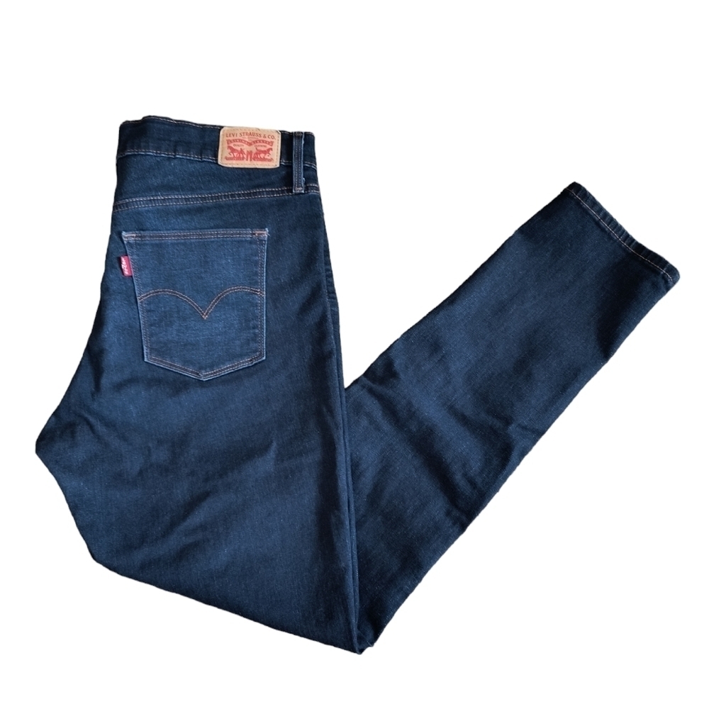 Levi's Slimming Skinny Jeans Size 33
